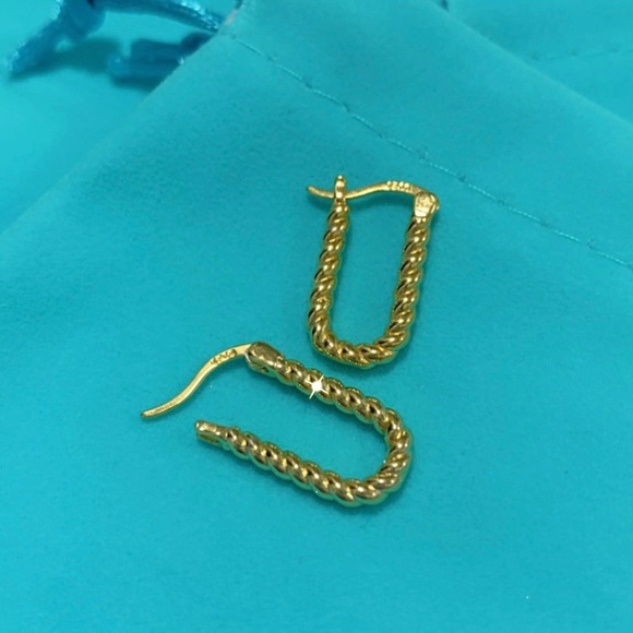 🌟Buy 1 Get 1 FREE Vermeil twisted link hoop earrings gold sterling silver - Picture 8 of 10